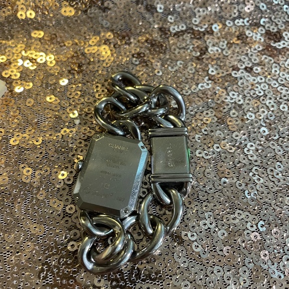 ❤️SOLD❤️Chanel premiere watch - Picture 6 of 6